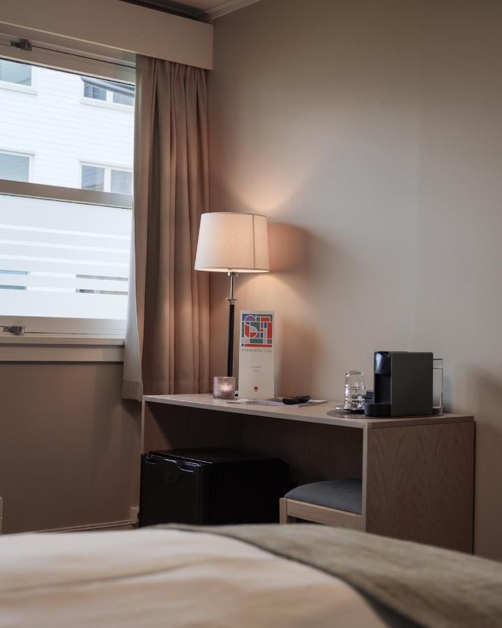 Strand Hotel Fevik - By Classic Norway Hotels Экстерьер фото