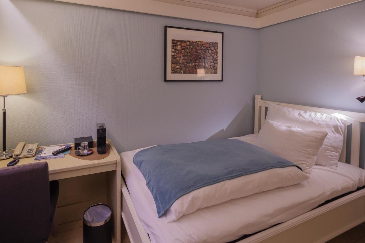 Strand Hotel Fevik - By Classic Norway Hotels Экстерьер фото