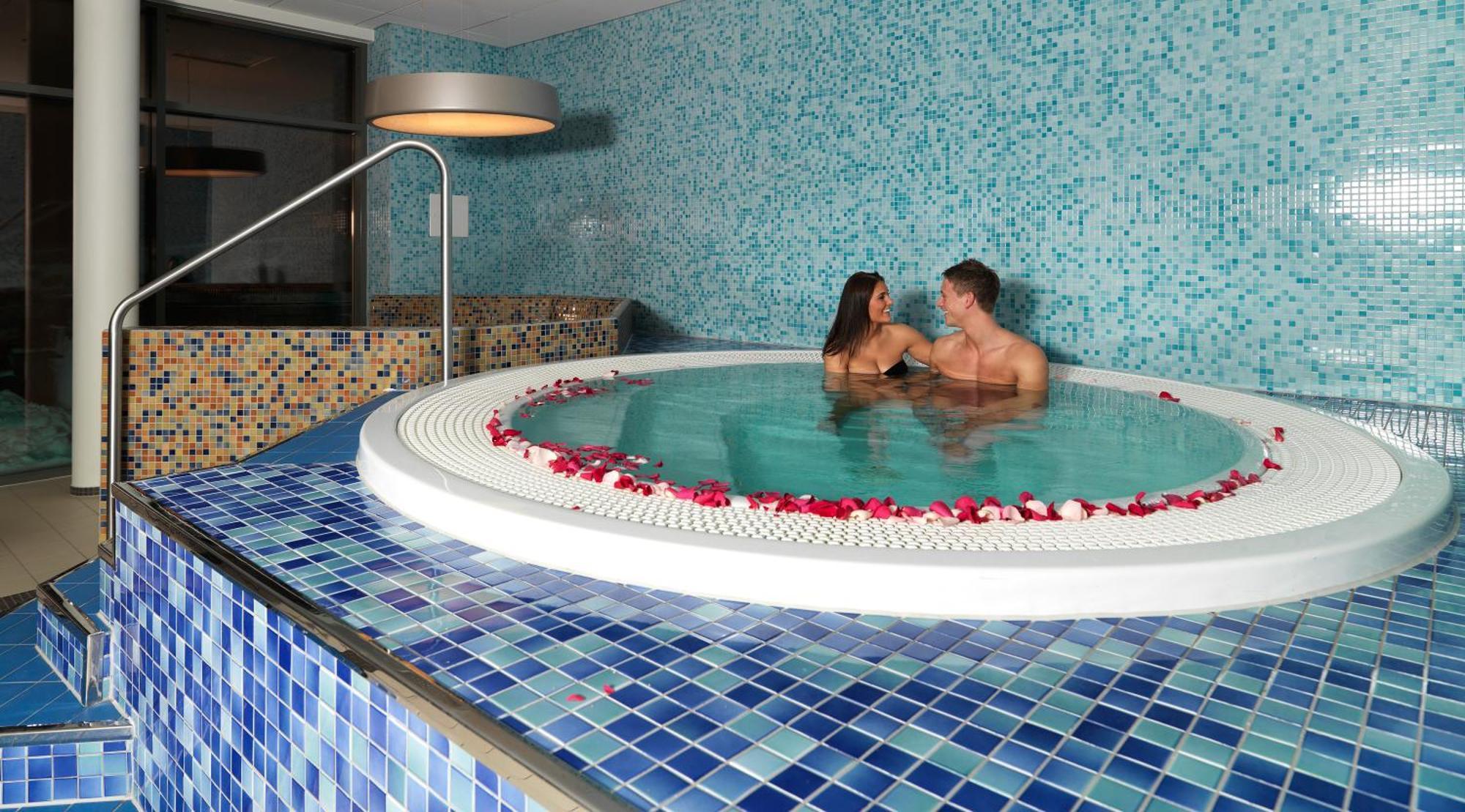 Strand Hotel Fevik - By Classic Norway Hotels Экстерьер фото